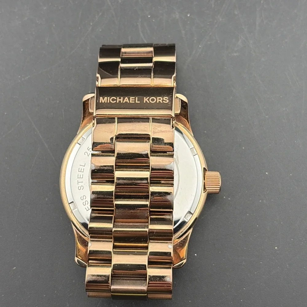 Authentic Michael Kors Women's Runway Rose Gold-Tone Watch‎ MK5661